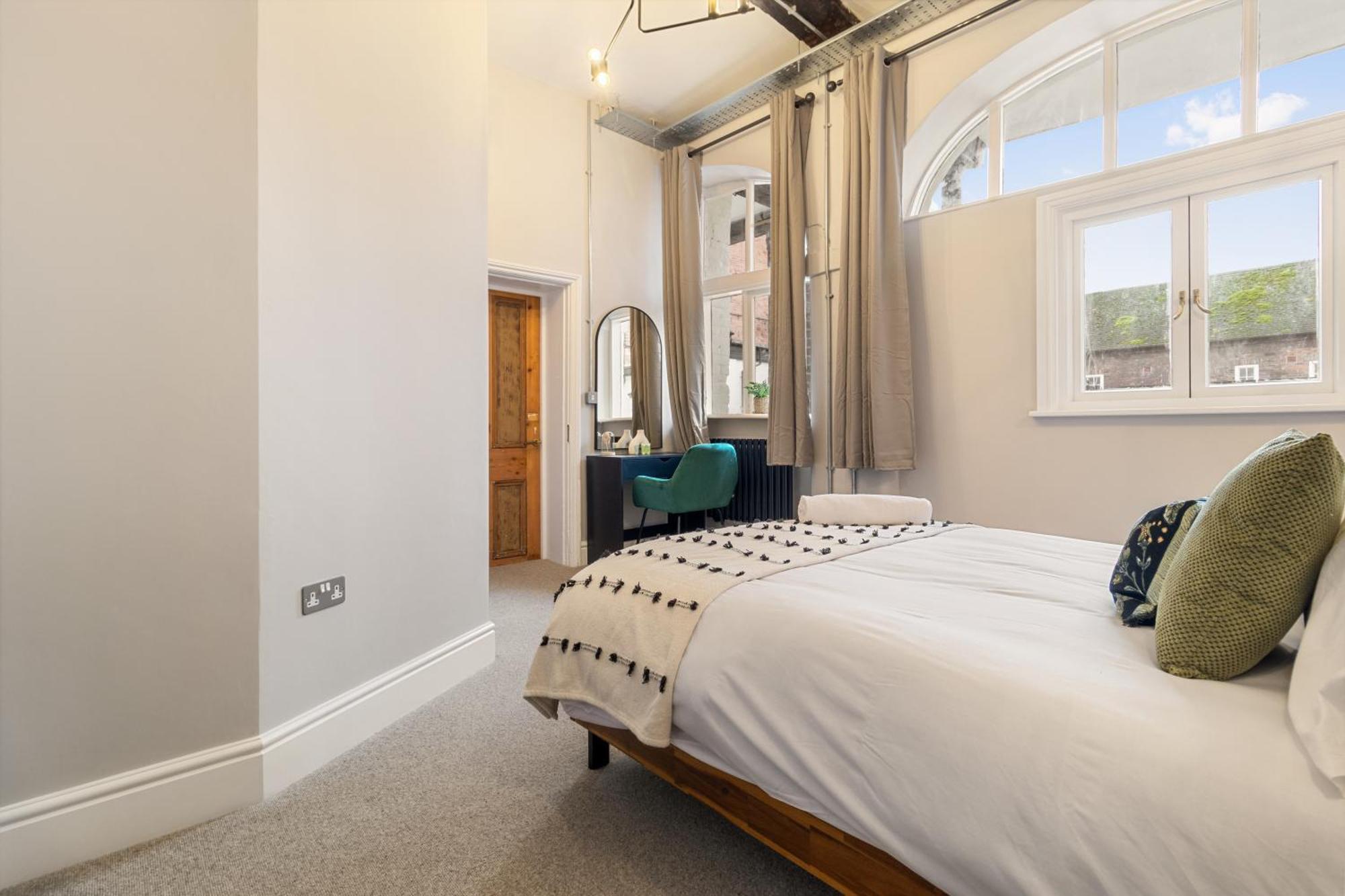 Whiskawaystays - Shaw Mews - Apartment 3 Вустер Экстерьер фото